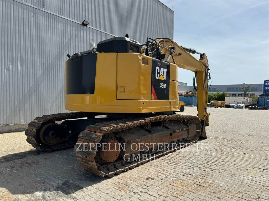 CAT 335FLCR - Lintekskavaator: pilt 3 CAT 335FLCR - Lintekskavaator: pilt 3