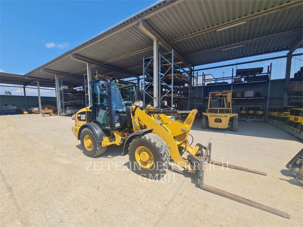 CAT 906M - Rataslaadur: pilt 3 CAT 906M - Rataslaadur: pilt 3