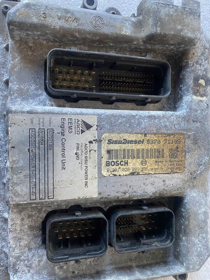 Agco Sisu Power INC 837071369 Bosch 0 281 020 099 - Mootori juhtimisseade - Põllutööseade: pilt 1 Agco Sisu Power INC 837071369 Bosch 0 281 020 099 - Mootori juhtimisseade - Põllutööseade: pilt 1