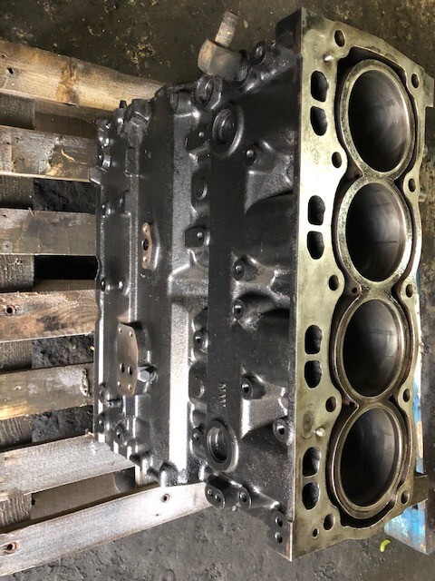 BLOK CYLINDRÓW Caterpillar C4.4 3711H26A/1 | PERKINS Blok silnika 1104D-44T 1104C-44T - Silindriplokk - Ehitusmasinad: pilt 1 BLOK CYLINDRÓW Caterpillar C4.4 3711H26A/1 | PERKINS Blok silnika 1104D-44T 1104C-44T - Silindriplokk - Ehitusmasinad: pilt 1