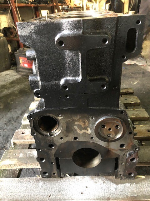 BLOK CYLINDRÓW Caterpillar C4.4 3711H26A/1 | PERKINS Blok silnika 1104D-44T 1104C-44T - Silindriplokk - Ehitusmasinad: pilt 3 BLOK CYLINDRÓW Caterpillar C4.4 3711H26A/1 | PERKINS Blok silnika 1104D-44T 1104C-44T - Silindriplokk - Ehitusmasinad: pilt 3