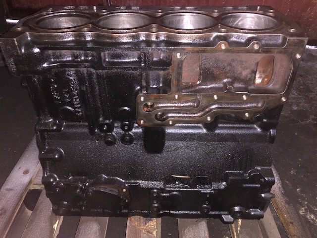 BLOK CYLINDRÓW Caterpillar C4.4 3711H26A/1 | PERKINS Blok silnika 1104D-44T 1104C-44T - Silindriplokk - Ehitusmasinad: pilt 5 BLOK CYLINDRÓW Caterpillar C4.4 3711H26A/1 | PERKINS Blok silnika 1104D-44T 1104C-44T - Silindriplokk - Ehitusmasinad: pilt 5