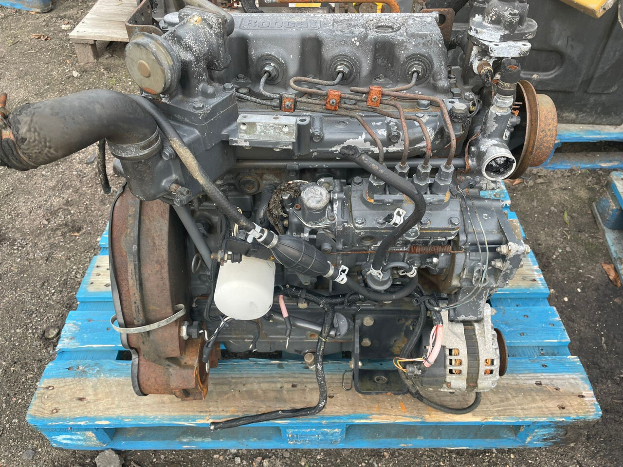 BOBCAT-silnik V3300 B0913A - Mootor - Ehitusmasinad: pilt 2 BOBCAT-silnik V3300 B0913A - Mootor - Ehitusmasinad: pilt 2