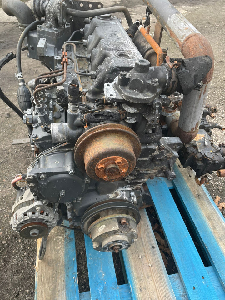 BOBCAT-silnik V3300 B0913A - Mootor - Ehitusmasinad: pilt 1 BOBCAT-silnik V3300 B0913A - Mootor - Ehitusmasinad: pilt 1