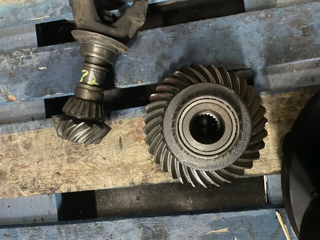 Bob Cat mechanizm róźnicowy Atak i talerz 14x32 - Diferentsiaalvarustus - Ehitusmasinad: pilt 3 Bob Cat mechanizm róźnicowy Atak i talerz 14x32 - Diferentsiaalvarustus - Ehitusmasinad: pilt 3