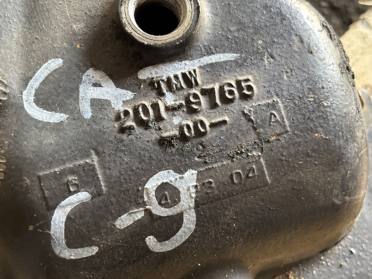 CAT Caterpillar C9 201-9765 Kolanko Wlotu Powietrza 2019765 - Õhutoru - Põllutööseade: pilt 2 CAT Caterpillar C9 201-9765 Kolanko Wlotu Powietrza 2019765 - Õhutoru - Põllutööseade: pilt 2