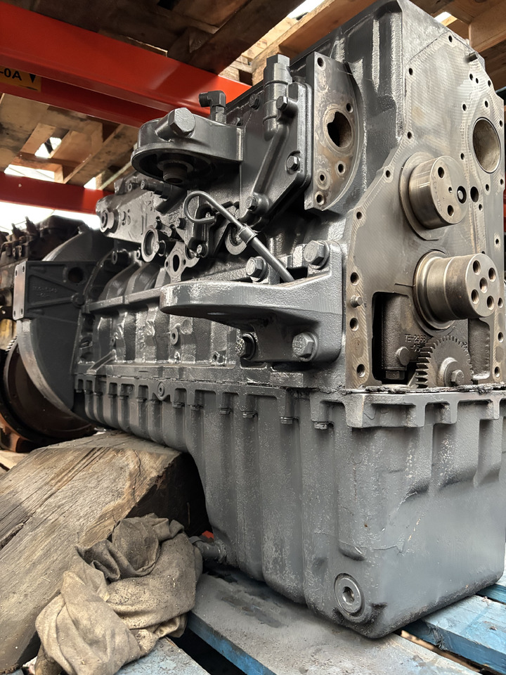 Cat Caterpillar 3126B Silnik Blok Miska Olejowa Wał Korbowy Tłok CZĘŚCI - Väntvõll - Põllutööseade: pilt 1 Cat Caterpillar 3126B Silnik Blok Miska Olejowa Wał Korbowy Tłok CZĘŚCI - Väntvõll - Põllutööseade: pilt 1