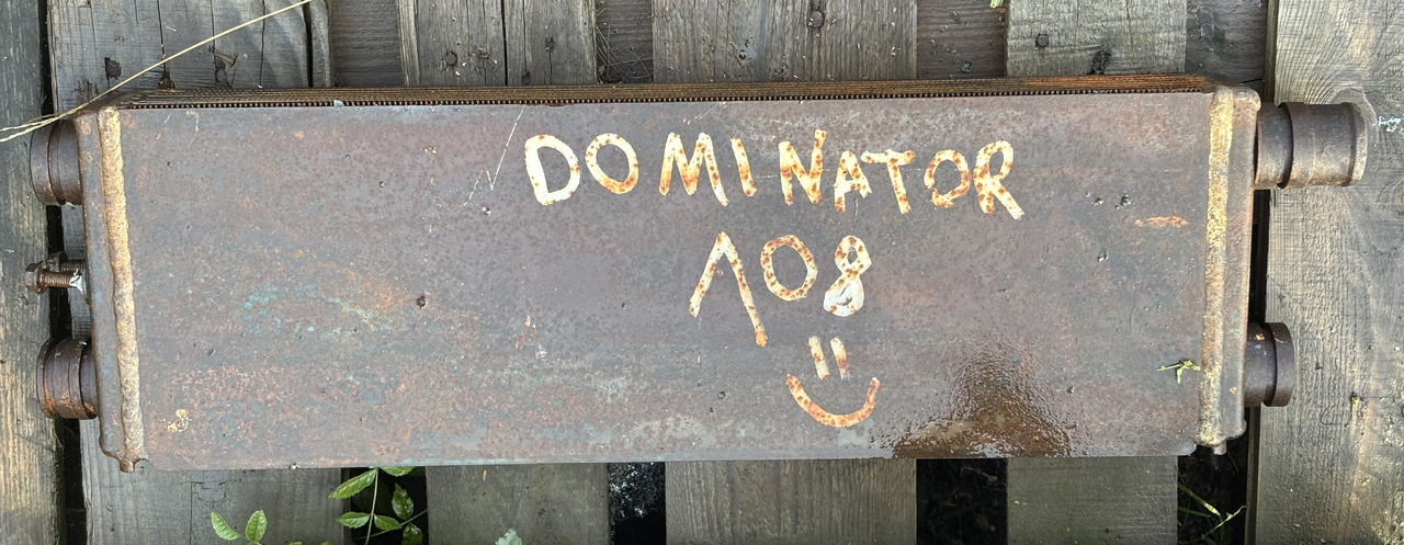 Claas Dominator 108 Chłodnica Oleju - Õlijahuti - Põllutööseade: pilt 1 Claas Dominator 108 Chłodnica Oleju - Õlijahuti - Põllutööseade: pilt 1