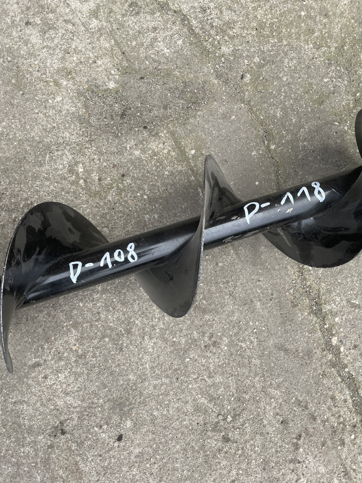 Claas Dominator Mega - ślimak ziarna 6 klawiszy 618523 0006185230 - Puur - Põllutööseade: pilt 4 Claas Dominator Mega - ślimak ziarna 6 klawiszy 618523 0006185230 - Puur - Põllutööseade: pilt 4