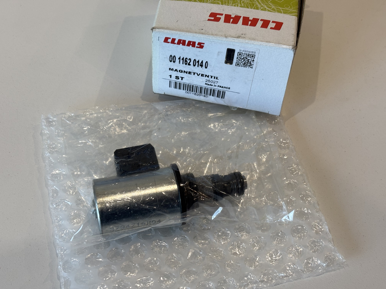 Claas Jaguar 930 960 980 990 Elektrozawór Skrzyni Biegoów 0011620140 00 1162 014 0 - Hüdraulika - Põllutööseade: pilt 1 Claas Jaguar 930 960 980 990 Elektrozawór Skrzyni Biegoów 0011620140 00 1162 014 0 - Hüdraulika - Põllutööseade: pilt 1