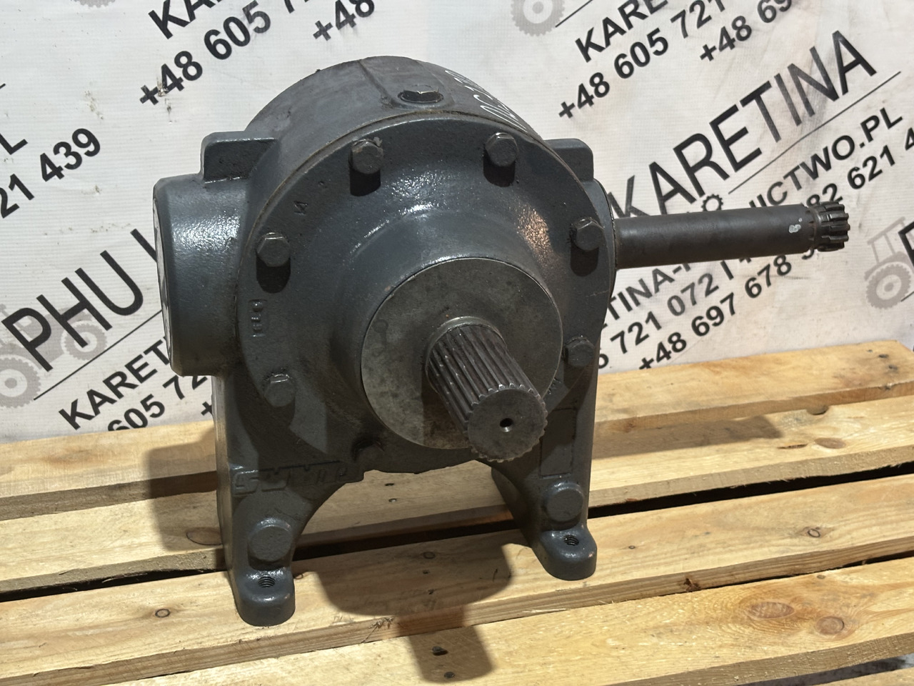 Claas Lexion 730 740 750 760 770 Przekładnia Kątowa Rotora Lewa 0006947122 00 0694 712 2 - Käigukast - Põllutööseade: pilt 2 Claas Lexion 730 740 750 760 770 Przekładnia Kątowa Rotora Lewa 0006947122 00 0694 712 2 - Käigukast - Põllutööseade: pilt 2