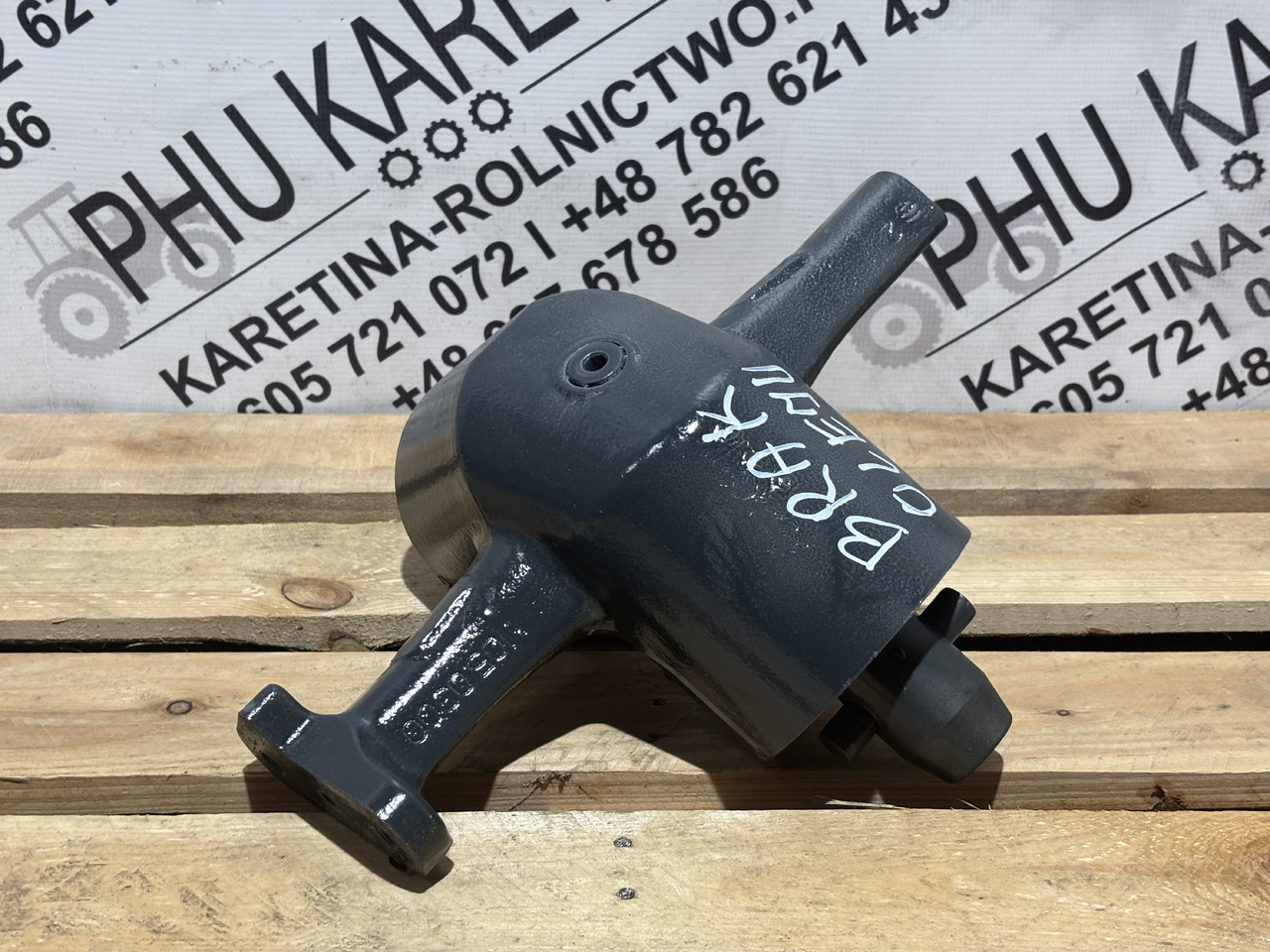 Claas Lexion 740750 760 770 Przekładnia Kątowa Rury Wysypu 0007555810 00 0755 581 0 - Käigukast - Põllutööseade: pilt 1 Claas Lexion 740750 760 770 Przekładnia Kątowa Rury Wysypu 0007555810 00 0755 581 0 - Käigukast - Põllutööseade: pilt 1