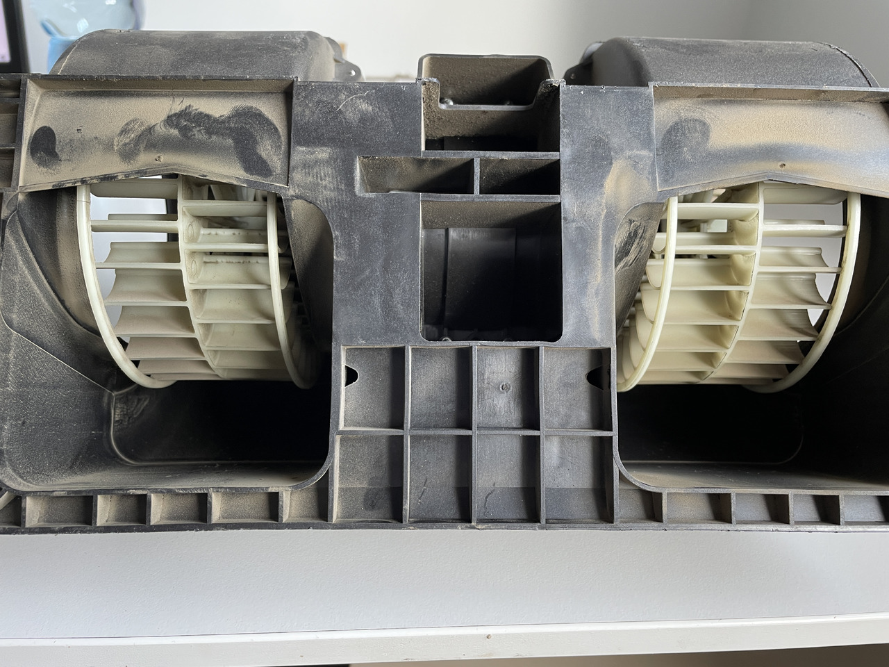 Claas Lexion Jaguar Tucano - dmuchawa 05371040 537104 - Salongiventilaator - Põllutööseade: pilt 2 Claas Lexion Jaguar Tucano - dmuchawa 05371040 537104 - Salongiventilaator - Põllutööseade: pilt 2