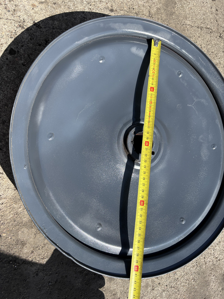 Claas Lexion Mega Tucano - koło pasowe gardzieli 44cm - Velg: pilt 2 Claas Lexion Mega Tucano - koło pasowe gardzieli 44cm - Velg: pilt 2