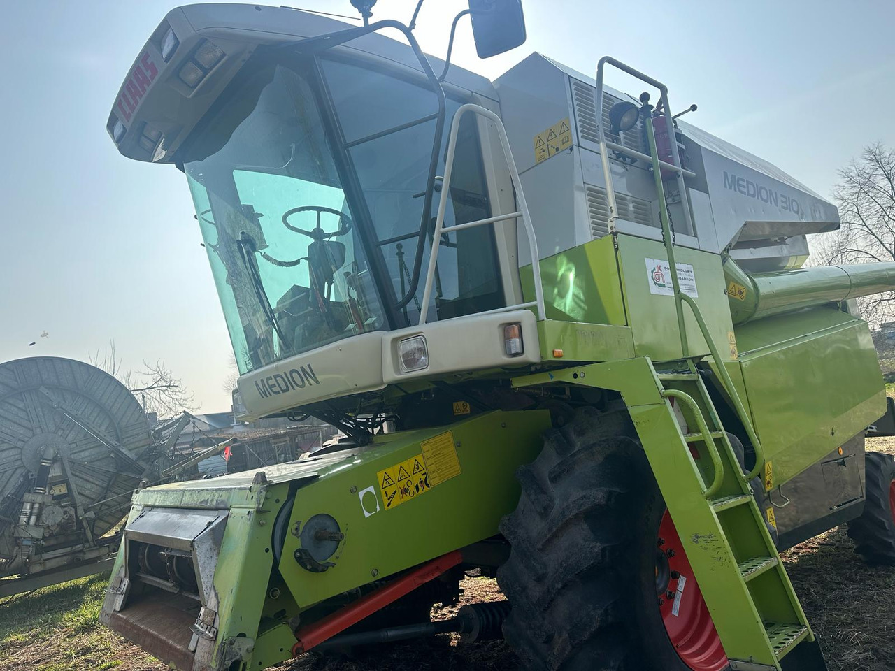 Claas Medion 310 z roku 2002. - Kombain: pilt 2 Claas Medion 310 z roku 2002. - Kombain: pilt 2