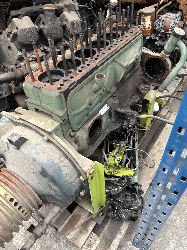 Daimler Benz Mercedes OM352 352.900 Silnik Części Blok - Mootor ja varuosad - Põllutööseade: pilt 1 Daimler Benz Mercedes OM352 352.900 Silnik Części Blok - Mootor ja varuosad - Põllutööseade: pilt 1