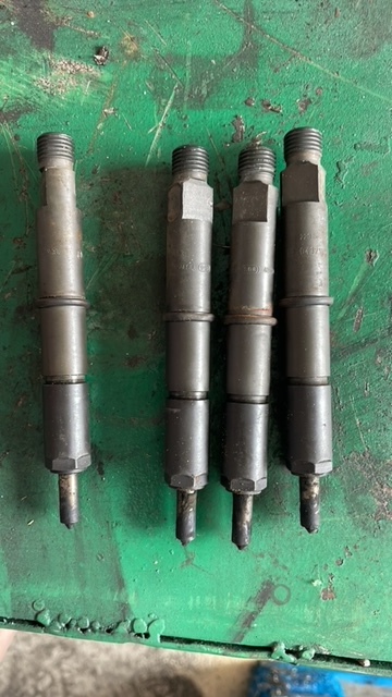 Deutz BF4M2012 wtryski 02931905 - Sissepritse - Põllutööseade: pilt 5 Deutz BF4M2012 wtryski 02931905 - Sissepritse - Põllutööseade: pilt 5