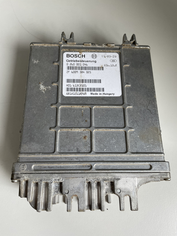 Deutz Fahr Agrotron - sterownik skrzyni biegów 0260001046 - Mootori juhtimisseade - Põllutööseade: pilt 1 Deutz Fahr Agrotron - sterownik skrzyni biegów 0260001046 - Mootori juhtimisseade - Põllutööseade: pilt 1