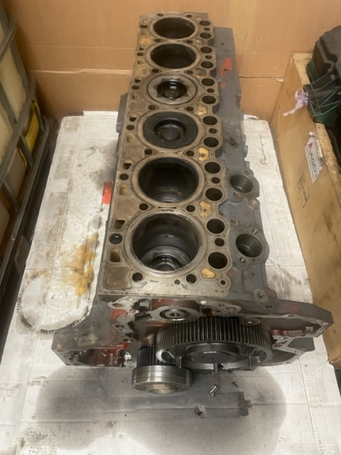Deutz TCD 2013 l06 short block części - Mootor ja varuosad - Põllutööseade: pilt 2 Deutz TCD 2013 l06 short block części - Mootor ja varuosad - Põllutööseade: pilt 2