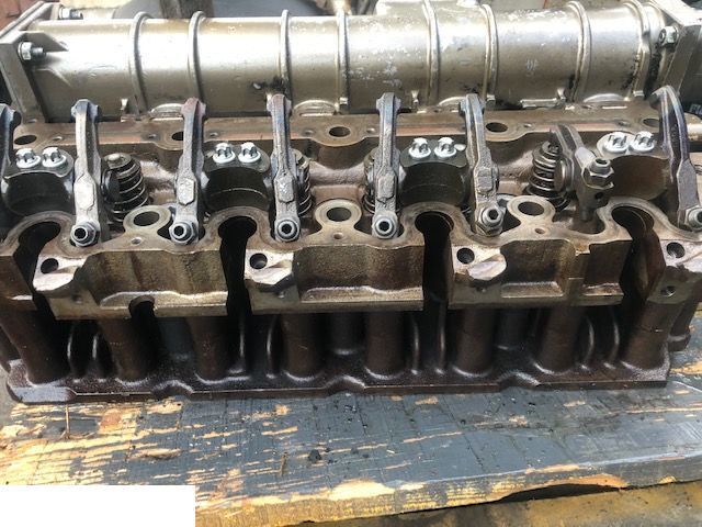 Deutz f4l1011 - CZĘŚCI Głowica Wtryski - Sissepritse - Põllutööseade: pilt 4 Deutz f4l1011 - CZĘŚCI Głowica Wtryski - Sissepritse - Põllutööseade: pilt 4