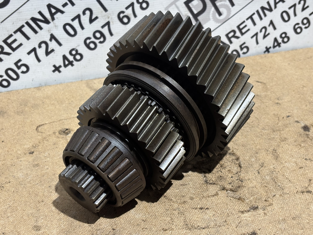 Fendt AGCO 920 924 926 930 Skrzynia Biegów Tryb Koło Zębate Zębatka CZĘŚĆI M934100082040 - Käigukast - Põllutööseade: pilt 2 Fendt AGCO 920 924 926 930 Skrzynia Biegów Tryb Koło Zębate Zębatka CZĘŚĆI M934100082040 - Käigukast - Põllutööseade: pilt 2