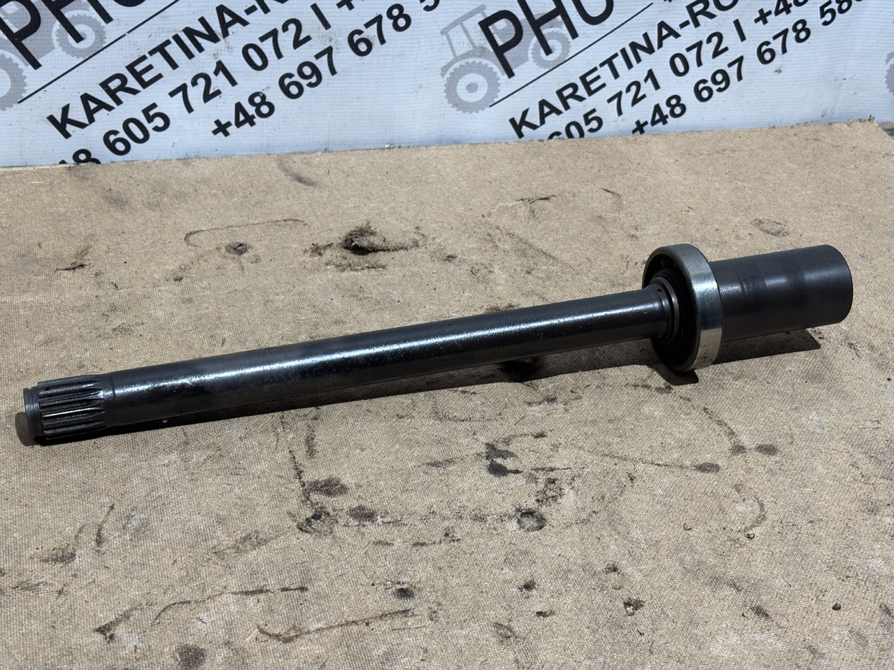 Fendt AGCO 920 924 926 930 Skrzynia Biegów Wał Wałek CZĘŚĆI M934100082040 - Käigukast - Põllutööseade: pilt 1 Fendt AGCO 920 924 926 930 Skrzynia Biegów Wał Wałek CZĘŚĆI M934100082040 - Käigukast - Põllutööseade: pilt 1