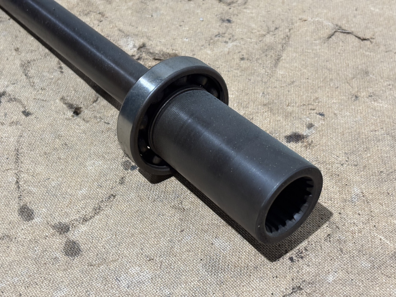 Fendt AGCO 920 924 926 930 Skrzynia Biegów Wał Wałek CZĘŚĆI M934100082040 - Käigukast - Põllutööseade: pilt 3 Fendt AGCO 920 924 926 930 Skrzynia Biegów Wał Wałek CZĘŚĆI M934100082040 - Käigukast - Põllutööseade: pilt 3