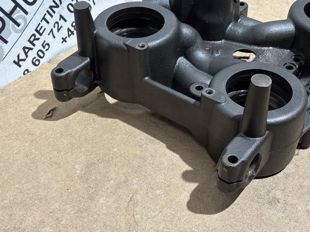 Fendt AGCO ML200 920 924 926 930 Skrzynia Biegów Obudowa M916101430012 - Käigukast - Põllutööseade: pilt 3 Fendt AGCO ML200 920 924 926 930 Skrzynia Biegów Obudowa M916101430012 - Käigukast - Põllutööseade: pilt 3