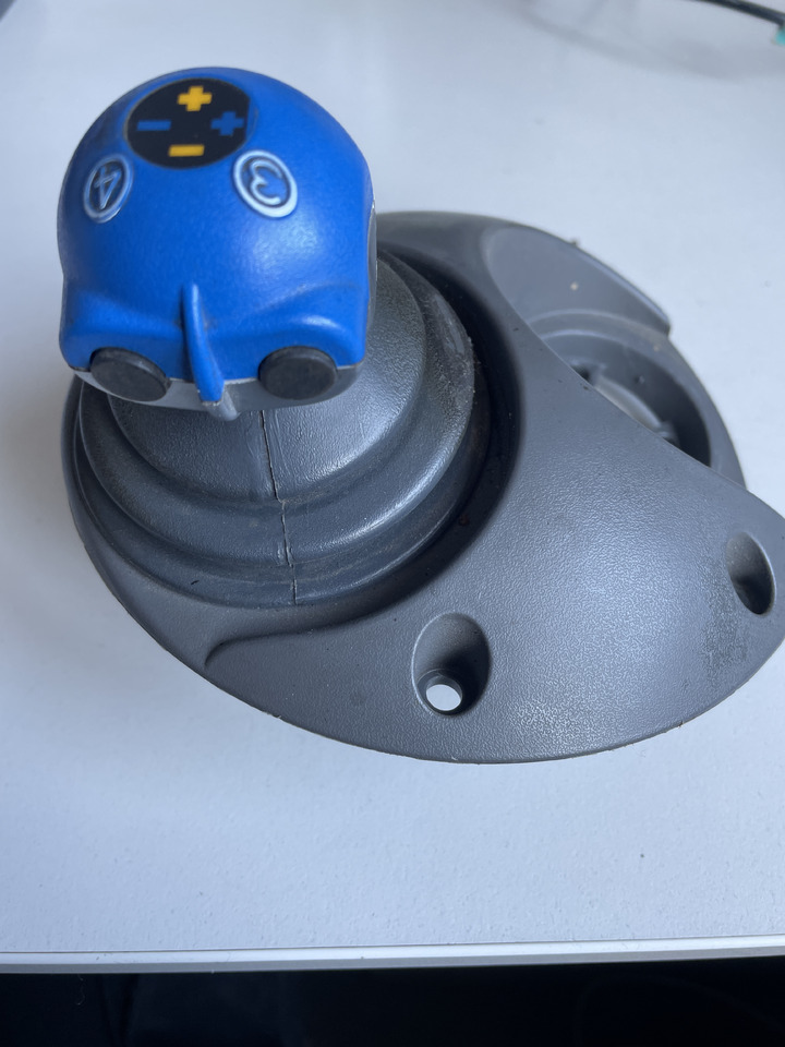 Fendt Vario - joystick kulka F931970160030 - Käigukang - Põllutööseade: pilt 1 Fendt Vario - joystick kulka F931970160030 - Käigukang - Põllutööseade: pilt 1