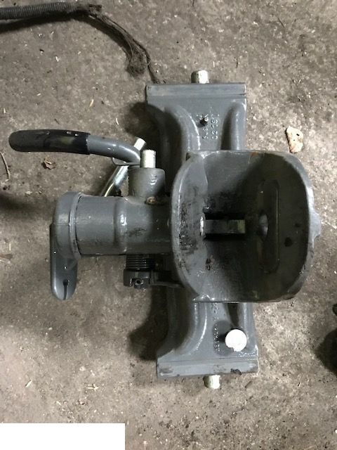 Fendt - Zaczep - Szerokość 39 cm - Raam/ Konstruktsioon - Põllutööseade: pilt 2 Fendt - Zaczep - Szerokość 39 cm - Raam/ Konstruktsioon - Põllutööseade: pilt 2