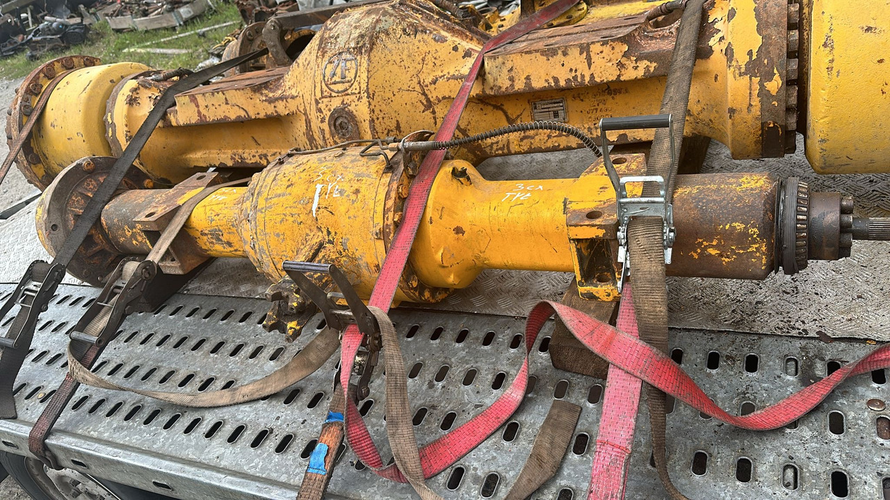 JCB 3CX - most tylny 450/15301 15.78:1 - Tagatelg - Ehitusmasinad: pilt 1 JCB 3CX - most tylny 450/15301 15.78:1 - Tagatelg - Ehitusmasinad: pilt 1