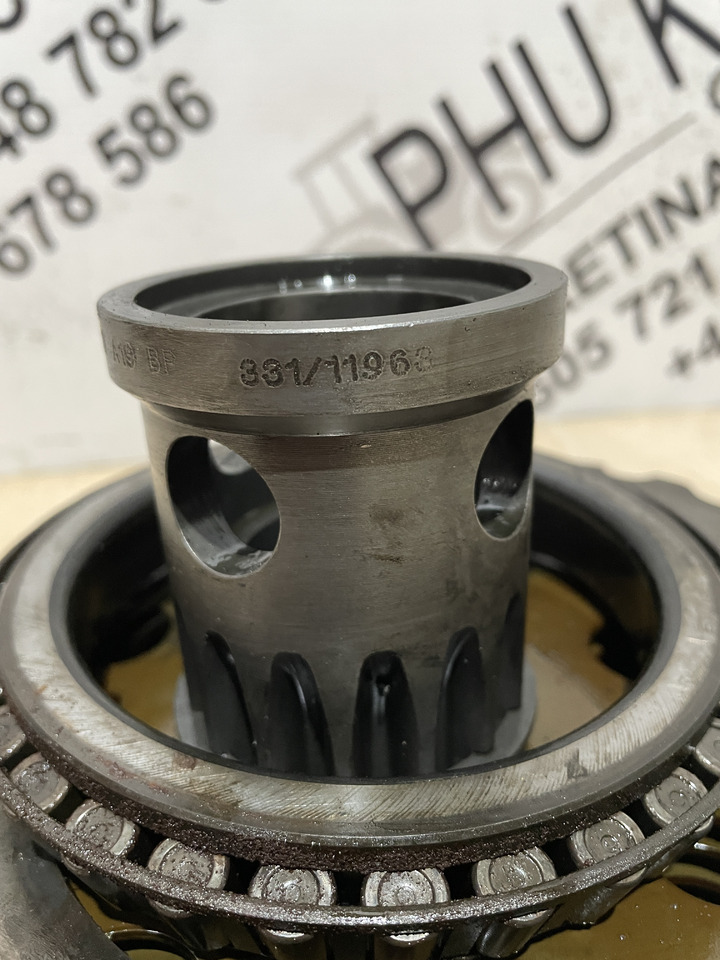 JCB 531, 540, 541, 535, 536 - tarcze tuleja uzębienia tarcz hamulcowych 331/11963 - Pidurikettad - Ehitusmasinad: pilt 2 JCB 531, 540, 541, 535, 536 - tarcze tuleja uzębienia tarcz hamulcowych 331/11963 - Pidurikettad - Ehitusmasinad: pilt 2