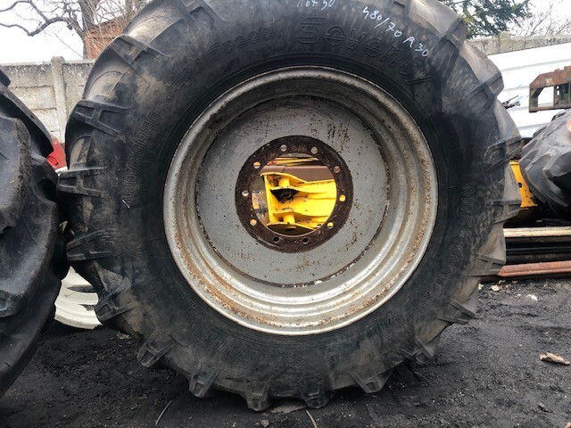 JCB Fastrack Koła 480/70 R30 , Felga 16x30 - Velg - Põllutööseade: pilt 3 JCB Fastrack Koła 480/70 R30 , Felga 16x30 - Velg - Põllutööseade: pilt 3