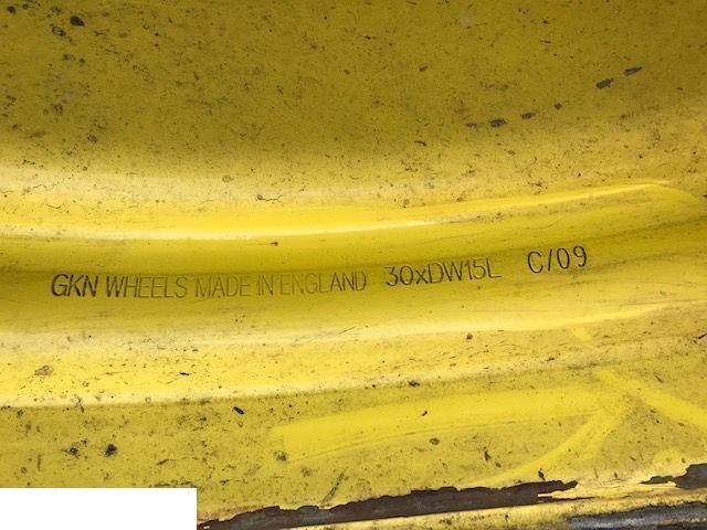 JCB fastrack - Felga 30xDW15L C/09 - Velg - Põllutööseade: pilt 2 JCB fastrack - Felga 30xDW15L C/09 - Velg - Põllutööseade: pilt 2