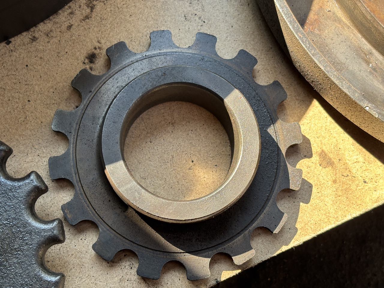 JOHN DEERE 7RXX 7R 330 7R330 Nakrętka J560689 - Piduriosad - Põllutööseade: pilt 2 JOHN DEERE 7RXX 7R 330 7R330 Nakrętka J560689 - Piduriosad - Põllutööseade: pilt 2