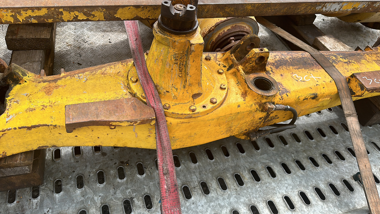 Jcb 3cx most przedni części , zwolnica , zwrotnica Piasta - Veomootor - Põllutööseade: pilt 2 Jcb 3cx most przedni części , zwolnica , zwrotnica Piasta - Veomootor - Põllutööseade: pilt 2