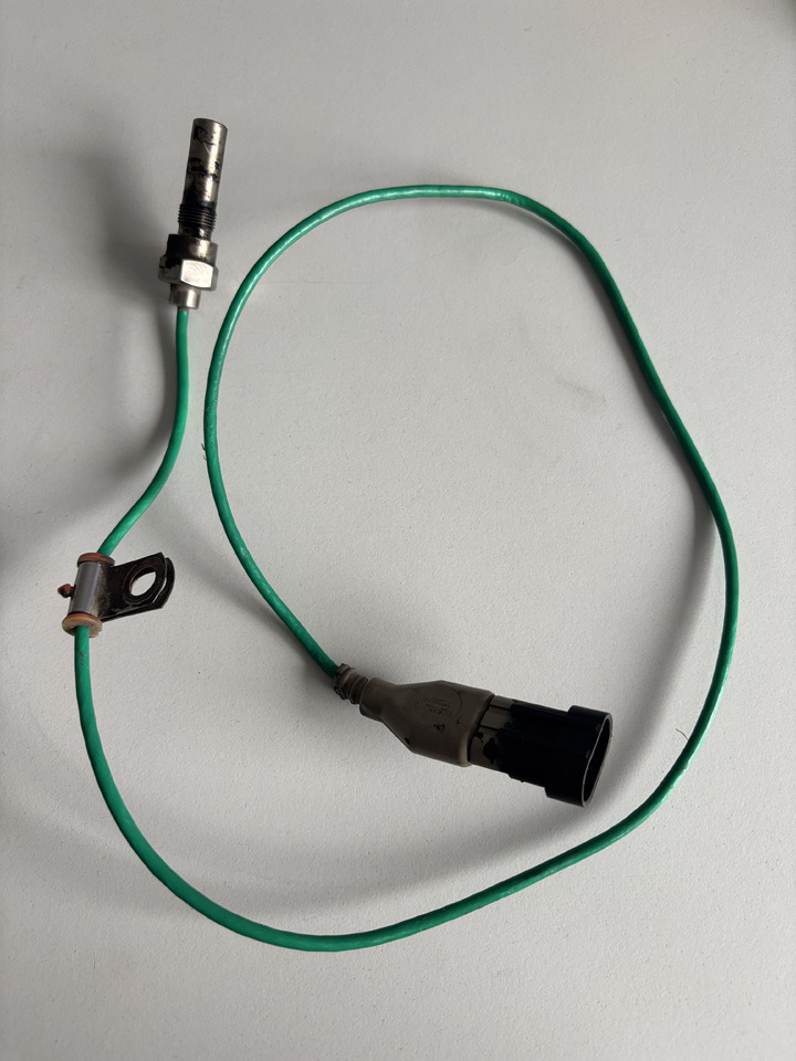 Sensor - Põllutööseade John Deere 6,8l 9,0l - czujnik obrotów turbosprężarki RE523319: pilt 1