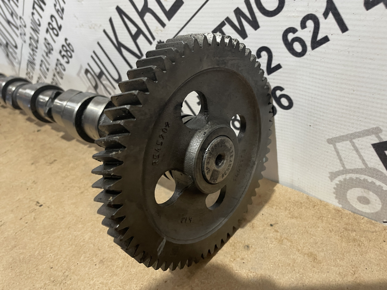 John Deere 6068 - wałek rozrządu RE557329 RE557328 R544004 - Nukkvõll - Põllutööseade: pilt 3 John Deere 6068 - wałek rozrządu RE557329 RE557328 R544004 - Nukkvõll - Põllutööseade: pilt 3