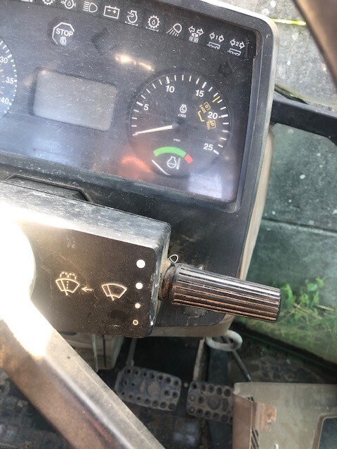 John Deere 6200 | 6300 | 6400 - Licznik - Armatuurlaud - Põllutööseade: pilt 1 John Deere 6200 | 6300 | 6400 - Licznik - Armatuurlaud - Põllutööseade: pilt 1