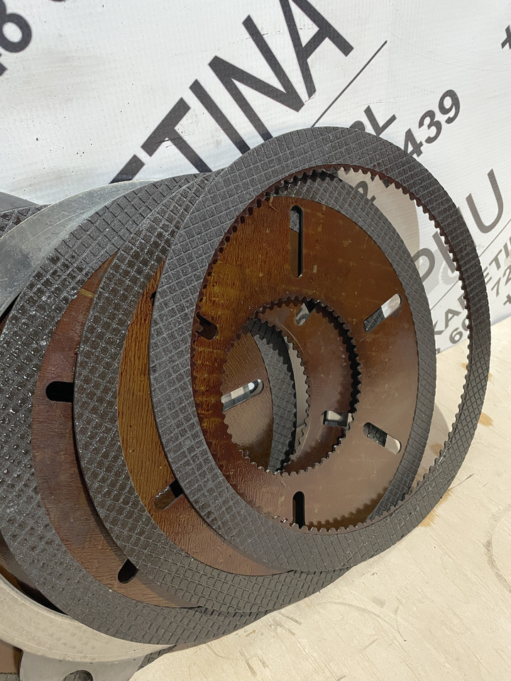 John Deere 6300 6100 6200 6400 - tarczki sprzęgła - Siduriketas - Põllutööseade: pilt 3 John Deere 6300 6100 6200 6400 - tarczki sprzęgła - Siduriketas - Põllutööseade: pilt 3