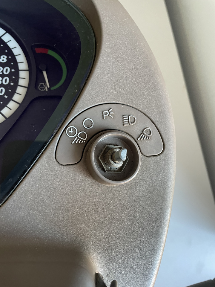 John Deere 6534 - moduł zegary panel instrumentów rewers - AL179168 - Armatuurlaud - Põllutööseade: pilt 3 John Deere 6534 - moduł zegary panel instrumentów rewers - AL179168 - Armatuurlaud - Põllutööseade: pilt 3