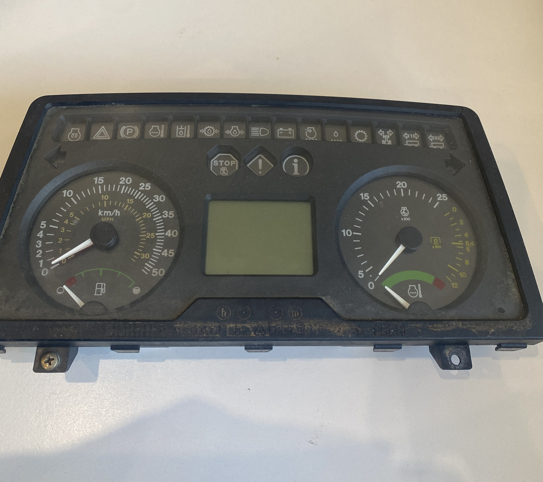 John Deere 6820S 6120 6220 6320 Autopower - zegary licznik deska - Armatuurlaud - Ehitusmasinad: pilt 1 John Deere 6820S 6120 6220 6320 Autopower - zegary licznik deska - Armatuurlaud - Ehitusmasinad: pilt 1