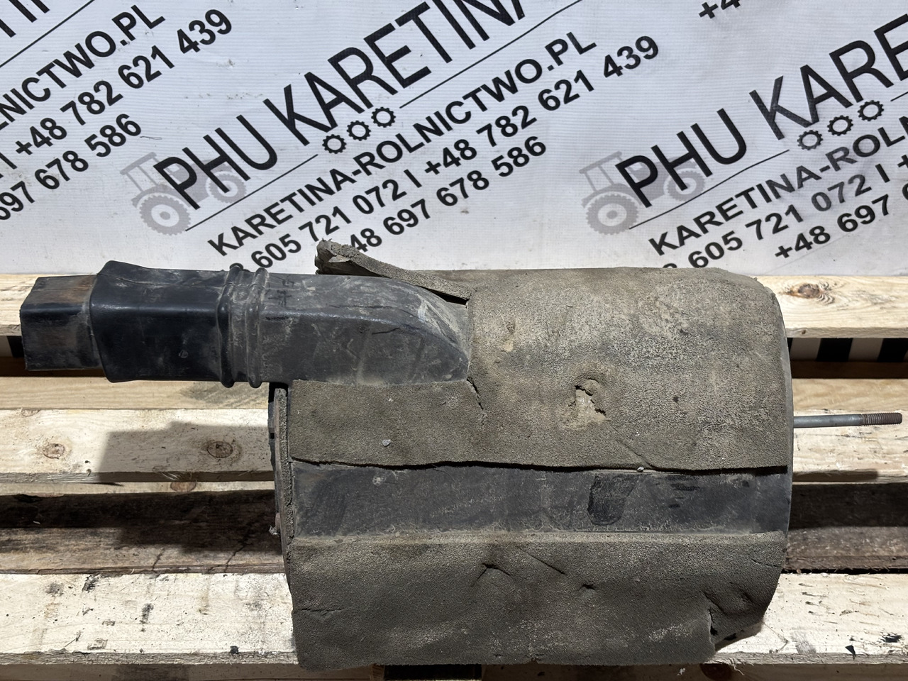 John Deere 7000 7600 7700 7800 7610 7710 7810 Obudowa Filtra Powietrza R125779 - Õhufilter - Põllutööseade: pilt 3 John Deere 7000 7600 7700 7800 7610 7710 7810 Obudowa Filtra Powietrza R125779 - Õhufilter - Põllutööseade: pilt 3