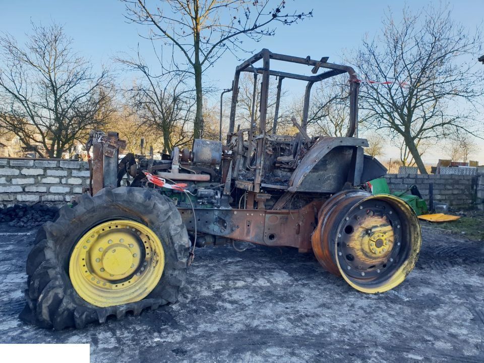 John Deere 7710 - CZĘŚCI - Most przedni - Esitelg - Põllutööseade: pilt 1 John Deere 7710 - CZĘŚCI - Most przedni - Esitelg - Põllutööseade: pilt 1