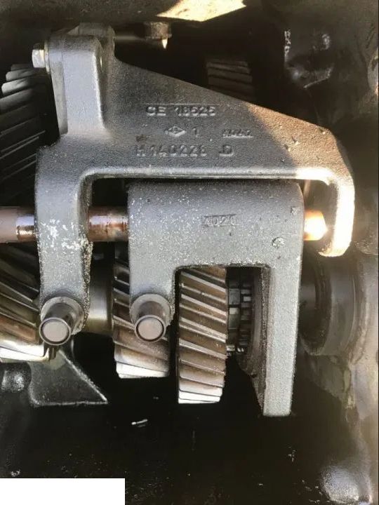 John Deere 7900 - Skrzynia Do Sieczkarni - Käigukast - Koristusmasin: pilt 1 John Deere 7900 - Skrzynia Do Sieczkarni - Käigukast - Koristusmasin: pilt 1