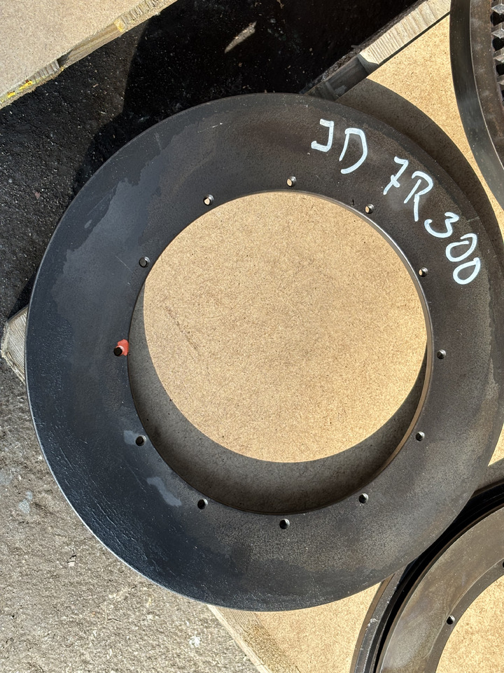 John Deere 7RXXX 7R330 7R 330 Płyta Płytka Nośna Hamulca R187527 - Piduriosad - Põllutööseade: pilt 2 John Deere 7RXXX 7R330 7R 330 Płyta Płytka Nośna Hamulca R187527 - Piduriosad - Põllutööseade: pilt 2