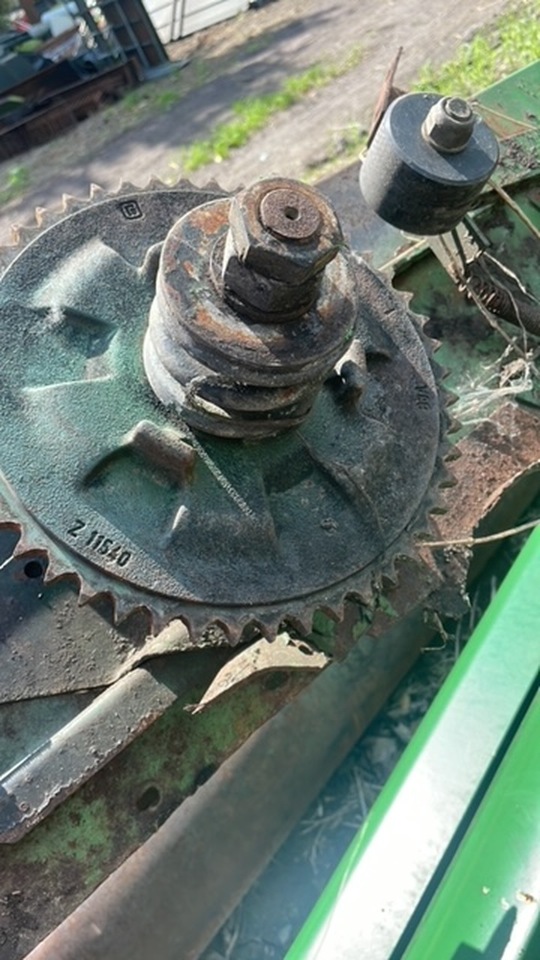 John Deere 965 | John Deere 1065 - Sprzęgło Podajnika - Sidur ja varuosad - Kombain: pilt 1 John Deere 965 | John Deere 1065 - Sprzęgło Podajnika - Sidur ja varuosad - Kombain: pilt 1