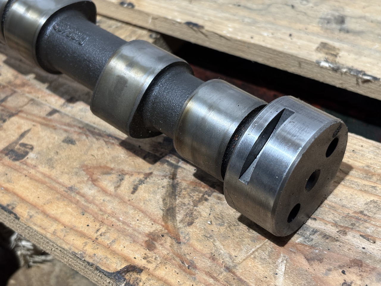 John Deere RE56375 R135439 R133812 Wałek Rozrządu - Nukkvõll - Põllutööseade: pilt 4 John Deere RE56375 R135439 R133812 Wałek Rozrządu - Nukkvõll - Põllutööseade: pilt 4