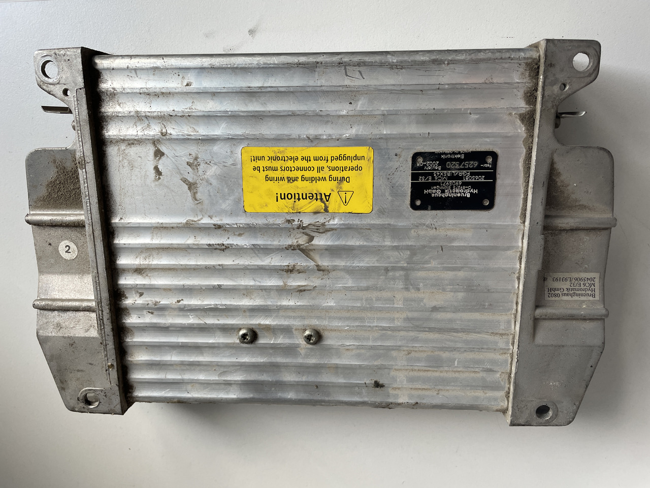Liebherr 544 L544 - sterownik Hydromatik MC6 E/32 2045006 L93193 - Mootori juhtimisseade - Ehitusmasinad: pilt 1 Liebherr 544 L544 - sterownik Hydromatik MC6 E/32 2045006 L93193 - Mootori juhtimisseade - Ehitusmasinad: pilt 1