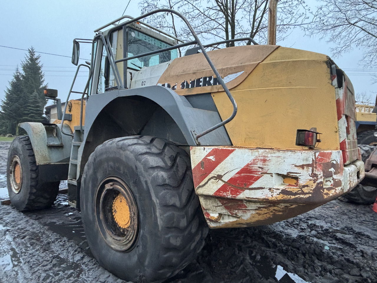 Liebherr 564 Ładowarka Silnik Słupek Blok Kolektor Głowica Tłoki Wał Korbowy CZĘŚCI - Väntvõll - Põllutööseade: pilt 2 Liebherr 564 Ładowarka Silnik Słupek Blok Kolektor Głowica Tłoki Wał Korbowy CZĘŚCI - Väntvõll - Põllutööseade: pilt 2